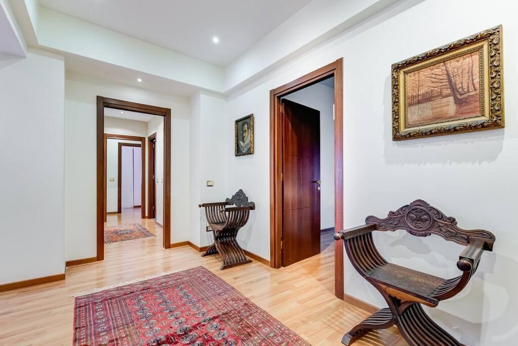 Exclusive Apartment In Eur Lake روما المظهر الخارجي الصورة