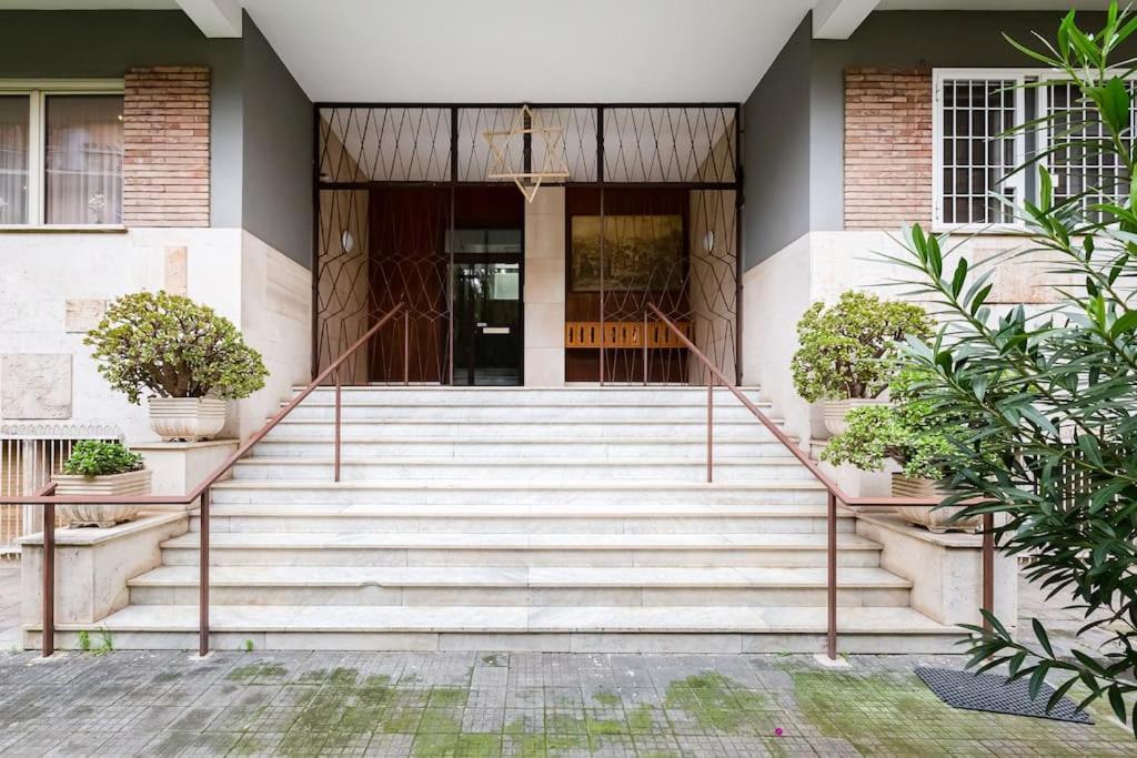 Exclusive Apartment In Eur Lake روما المظهر الخارجي الصورة