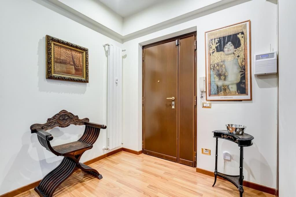 Exclusive Apartment In Eur Lake روما المظهر الخارجي الصورة