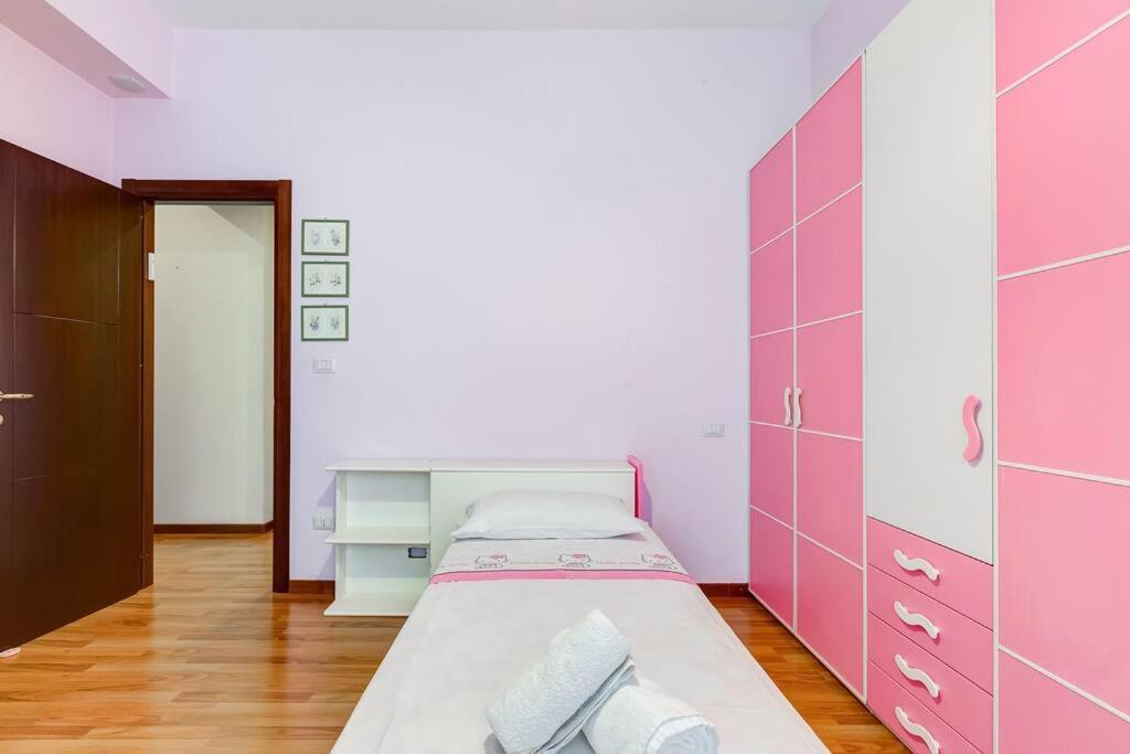 Exclusive Apartment In Eur Lake روما المظهر الخارجي الصورة