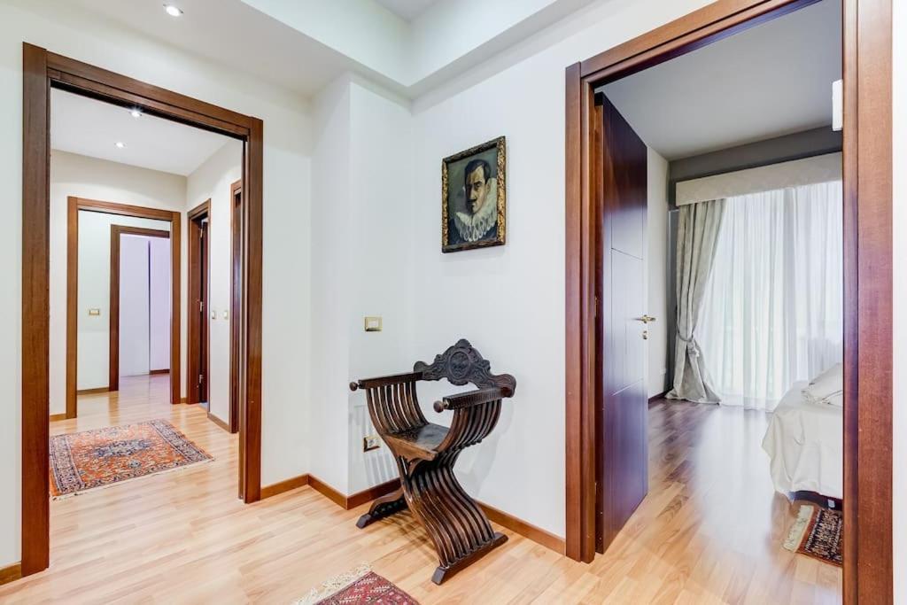 Exclusive Apartment In Eur Lake روما المظهر الخارجي الصورة