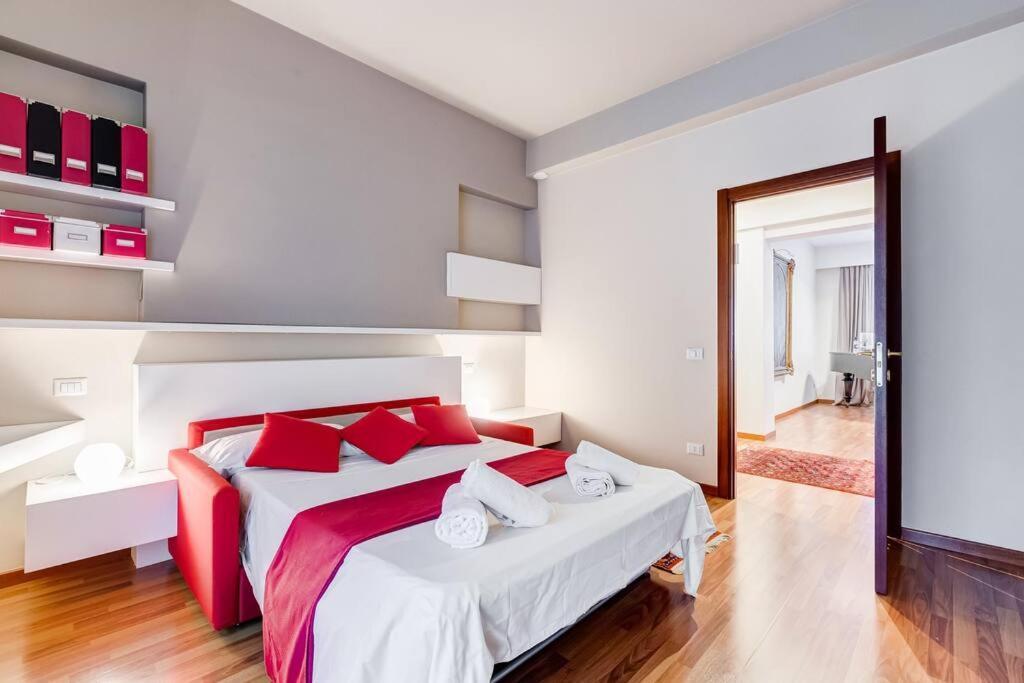 Exclusive Apartment In Eur Lake روما المظهر الخارجي الصورة