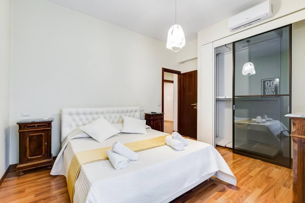 Exclusive Apartment In Eur Lake روما المظهر الخارجي الصورة